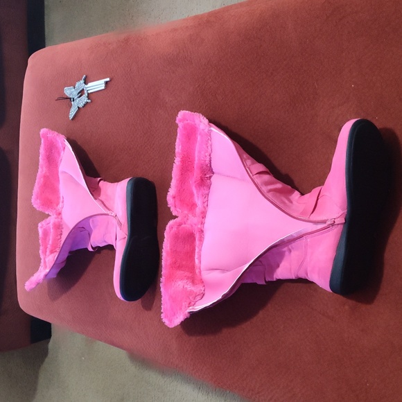 Boots - Picture 2 of 3